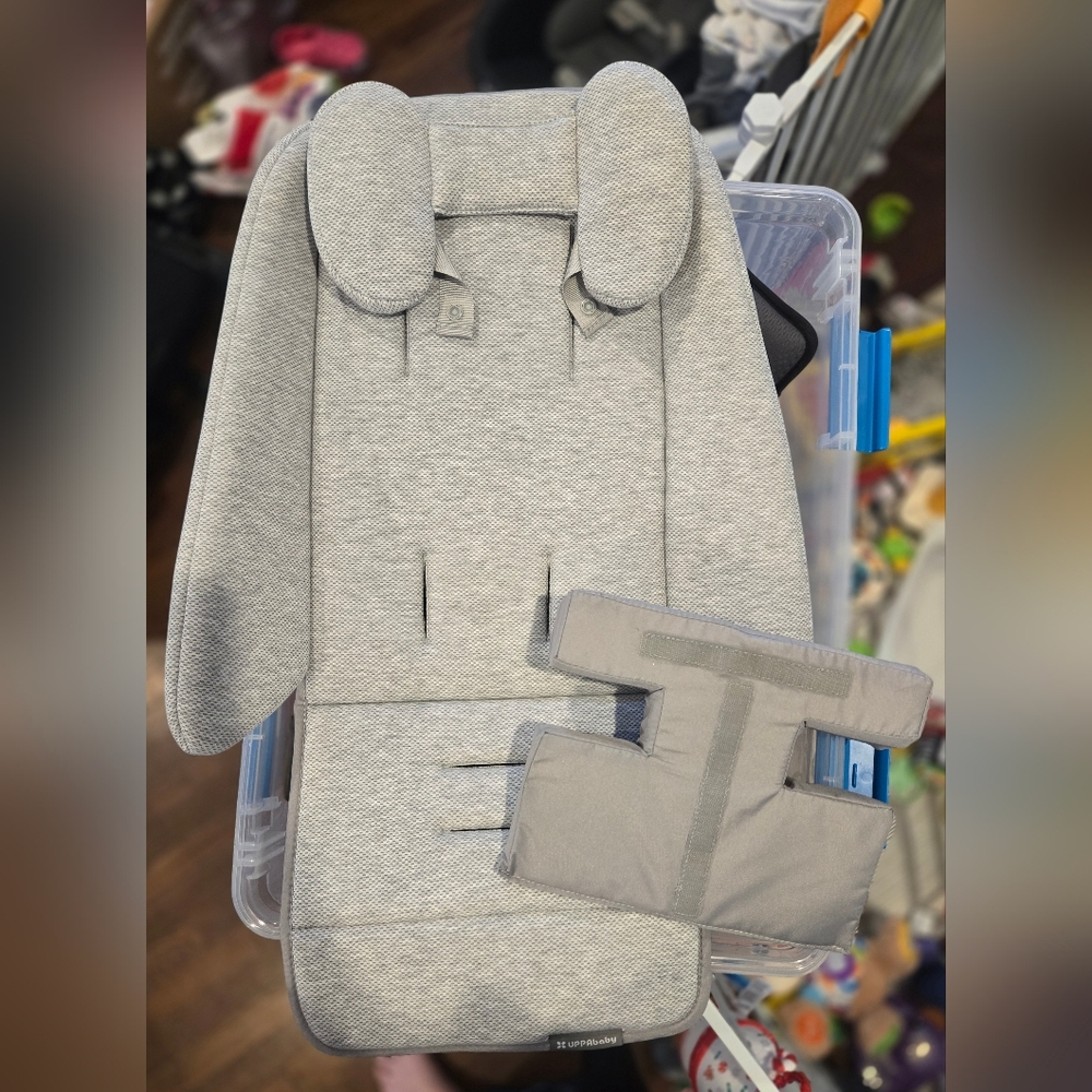 Uppababy Infant Snugseat (Gray)
